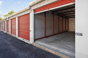 Prime Storage - Hyde Park - Photo 3