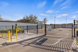 US Storage Centers - Lady Lake - Teague Trail - Photo 12