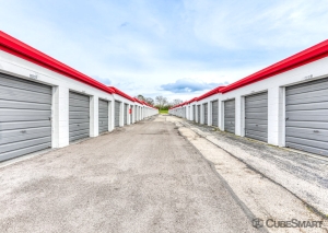 CubeSmart Self Storage - Congress Park - Photo 6