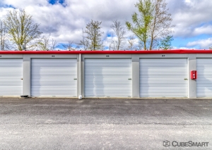 CubeSmart Self Storage OH Reynolds Taylor Rd SW - Photo 4
