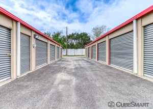 CubeSmart Self Storage TX Austin S IH-35 - Photo 5