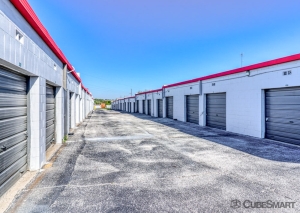 CubeSmart Self Storage TX Fort Worth S Freeway - Photo 3