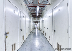 CubeSmart Self Storage TX Fort Worth S Freeway - Photo 4