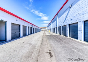 CubeSmart Self Storage TX Fort Worthy N Freeway - Photo 6