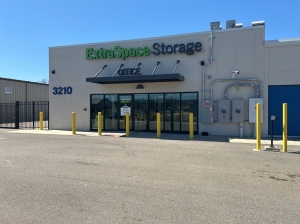 Extra Space Storage - 2078 - Huntsville - Leeman Ferry Rd SW - Photo 6