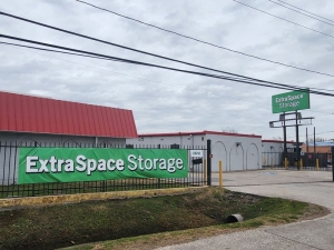 Extra Space Storage - 6386 - Houston - Hempstead Rd - Photo 1