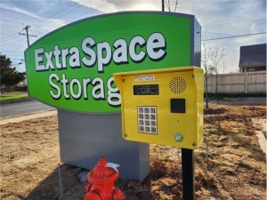 Extra Space Storage - 6371 - Oklahoma City - NW 63rd St - Photo 4