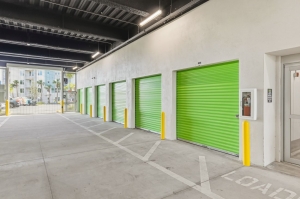 Extra Space Storage - 7366 - Orlando - 14800 Narcoossee Rd - Photo 4