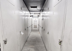 Extra Space Storage - 3019 - Riverdale - Highway 138 - Photo 5