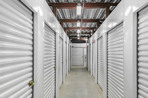 Extra Space Storage - 6418 - Auburn - E Glenn Ave - Photo 5