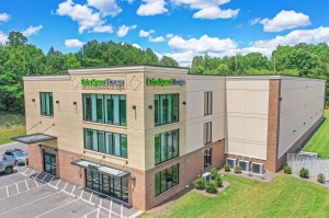 Extra Space Storage - 6418 - Auburn - E Glenn Ave - Photo 6