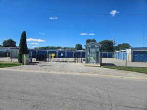 Extra Space Storage - 2102 - Martinsville - Industrial Dr - Photo 6