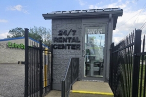 Extra Space Storage - 2128 - Mitchell - State Road 37 - Photo 7