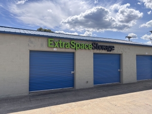 Extra Space Storage - 2175 - Edinburgh - County Line Rd - Photo 3