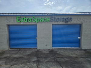 Extra Space Storage - 2175 - Edinburgh - County Line Rd - Photo 7