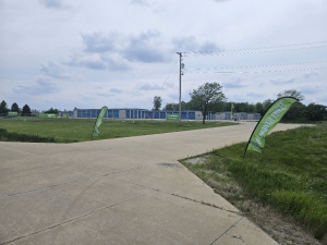 Extra Space Storage - 2169 - Normal - Main St - Photo 4