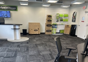 Extra Space Storage - 3822 - Newtown - Penns Trail - Photo 7