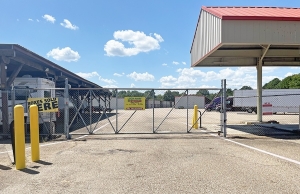 Lockaway Storage - Robison Rd - Photo 9