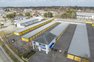 Devon Self Storage - 9236 - COURSEY BLVD - Photo 7
