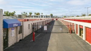 Devon Self Storage - 9260 - NELLIS BLVD - Photo 5