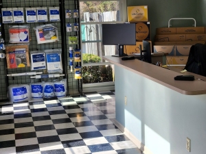 Extra Space Storage - 3242 - Columbus - Amber Dr. - Photo 3