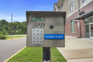 Extra Space Storage - 4137 - North Chesterfield - Mall Dr - Photo 3