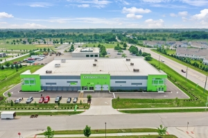 Extra Space Storage - 2034 - Bartlett - Benchmark Ln - Photo 6