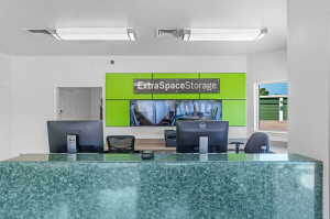 Extra Space Storage - 2082 - Round Rock - McNeil Rd - Photo 3