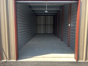Right Move Storage - Tomball - Photo 8