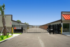 Public Storage - Punta Gorda - 2485 Luther Rd - Photo 4