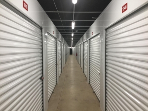 Extra Space Storage - 3828 - Rochester - 7th St NW - Photo 5