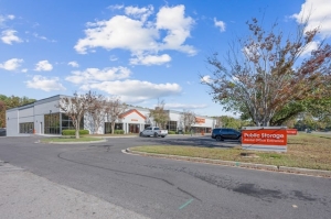 Public Storage - Columbia - 8911 Farrow Rd