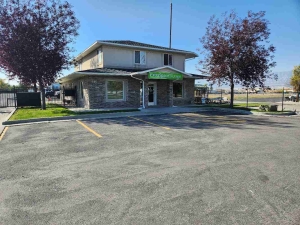 Extra Space Storage - 6446 - Logan - W 600 N - Photo 3