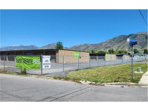 Extra Space Storage - 6447 - Providence - W 100 N - Photo 6