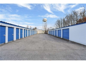 Extra Space Storage - 2106 - Hanover - Main St. - Photo 7