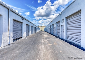 CubeSmart Self Storage - Northwest 68th Street - Photo 3