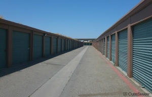 CubeSmart Self Storage CA Fresno S Cherry Ave - Photo 3