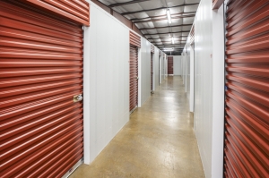Devon Self Storage - 9210 - 2207 PINHOOK ROAD - Photo 3