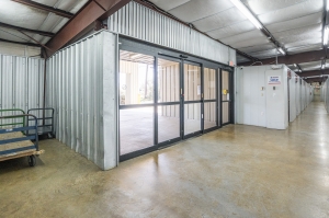 Devon Self Storage - 9210 - 2207 PINHOOK ROAD - Photo 4