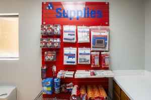 Devon Self Storage - 9210 - 2207 PINHOOK ROAD - Photo 5
