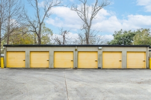 Devon Self Storage - 9218 - GUILBEAU ROAD - Photo 6