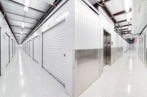 Your Storage Units - Davenport - Photo 4