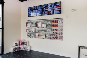 Your Storage Units - Davenport - Photo 7