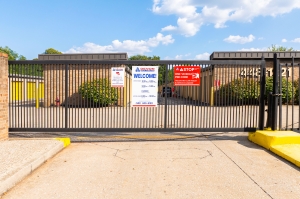 Devon Self Storage - 9240 - DIXIE HWY - Photo 6