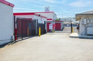 Devon Self Storage - 9245 - SCHMEER ROAD - Photo 4