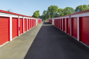 Devon Self Storage - 9249 - KAUFFMAN AVE - Photo 2