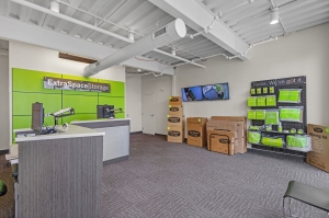 Extra Space Storage - 2056 - Kansas City - 73rd Ter - Photo 3