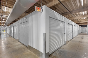 Extra Space Storage - 2056 - Kansas City - 73rd Ter - Photo 5