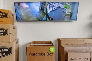 Extra Space Storage - 2056 - Kansas City - 73rd Ter - Photo 7