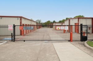Public Storage - McKinney - 5903 N Custer Rd - Photo 4